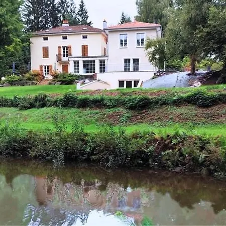 Domaine De La Breme Nocleg ze śniadaniem *