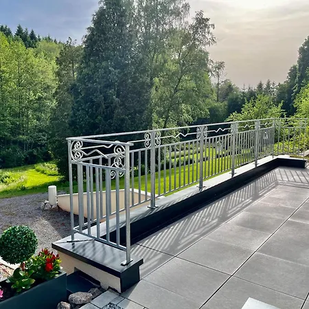 Domaine De La Breme Nocleg ze śniadaniem Bremenil