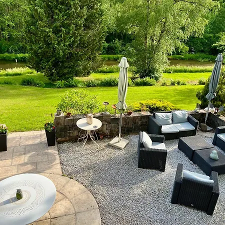 Domaine De La Breme Nocleg ze śniadaniem Bremenil